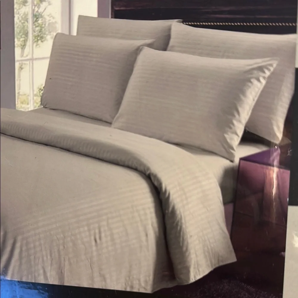 Traditional At Home Queen 6pc Sheet Set Platinum Gray Embossed Stripes
